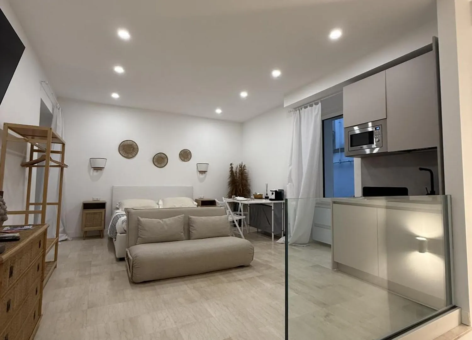 Hv Suites Tribunalium Naples 0*,